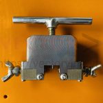 Vam tháo vòng bi đầu trục bị vỡ